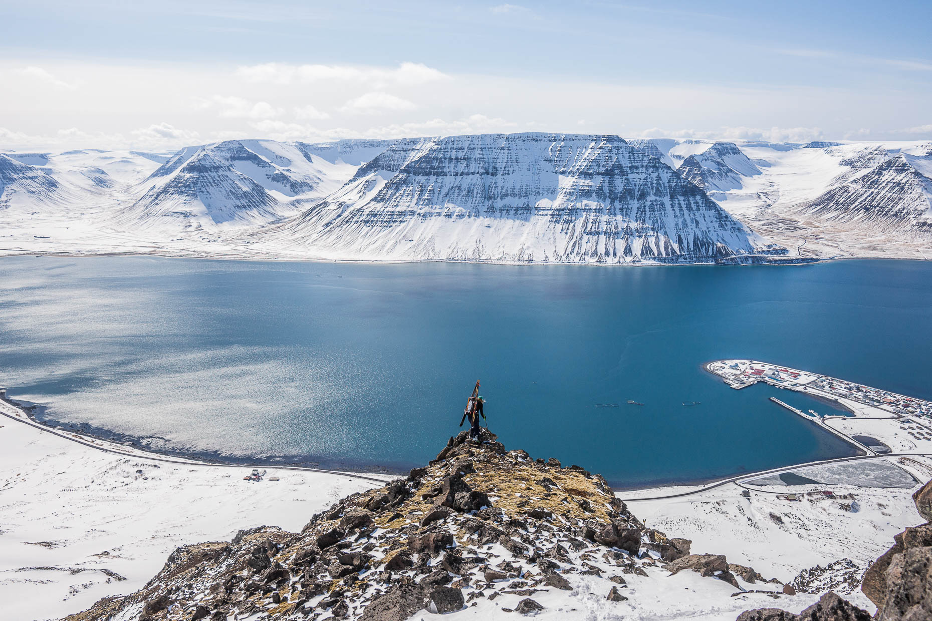 CamMcLeod_Adventure_Skiing_Iceland_01